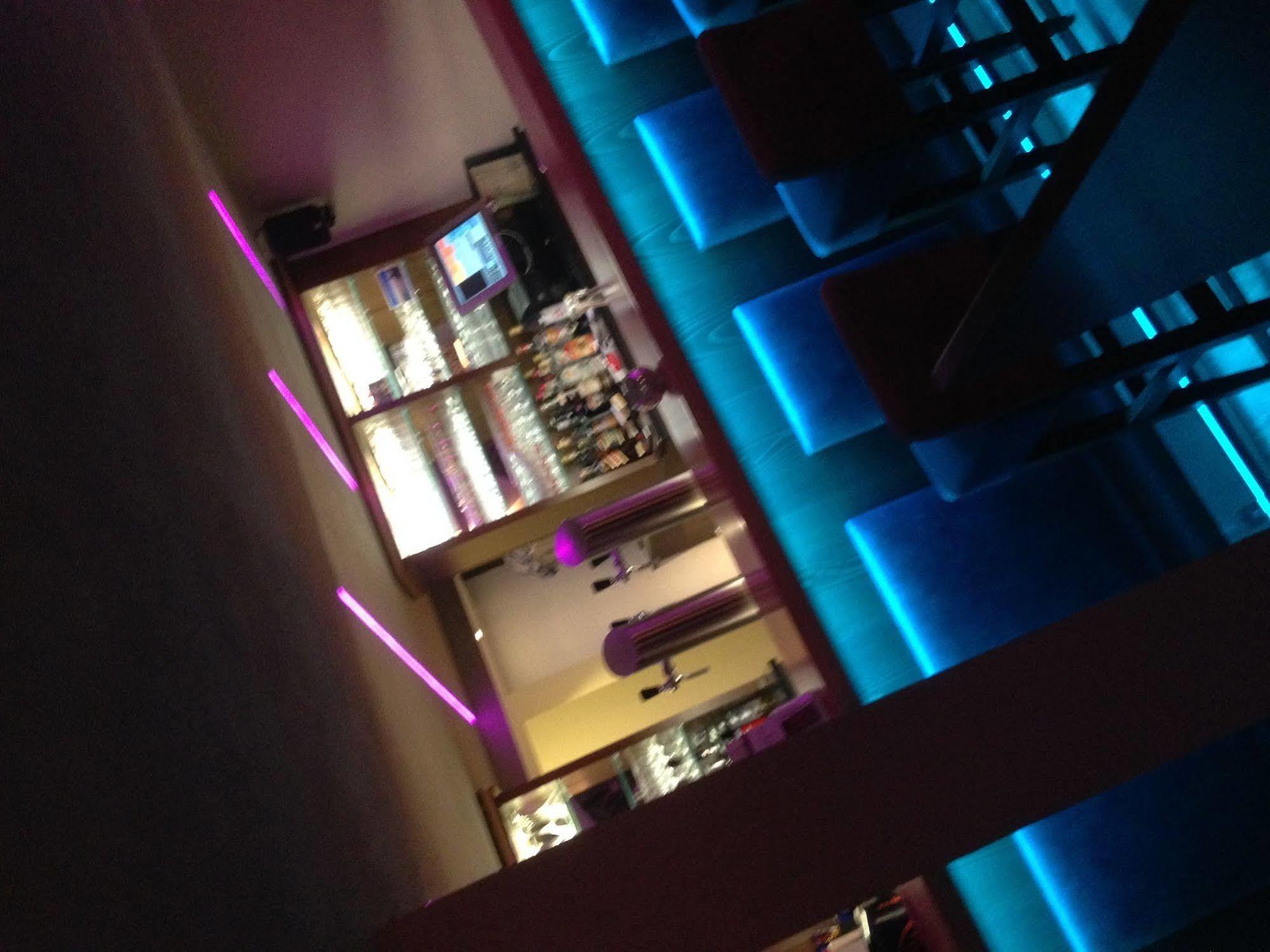 Horchem Hotel-Restaurant-Cafe-Bar Μονσάου Εξωτερικό φωτογραφία